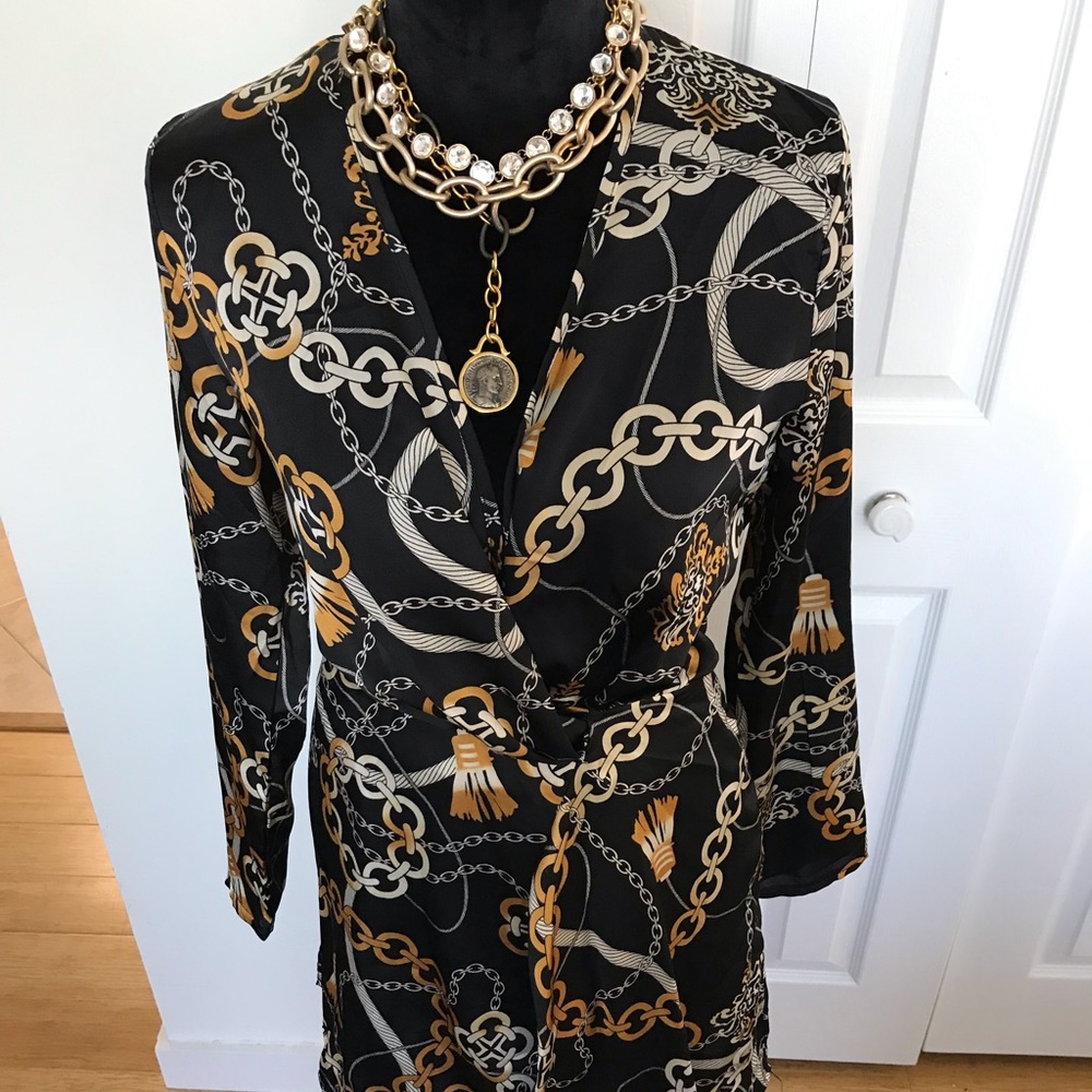 Black Chain-Print Wrap Midi Dress - Picture 5 of 13